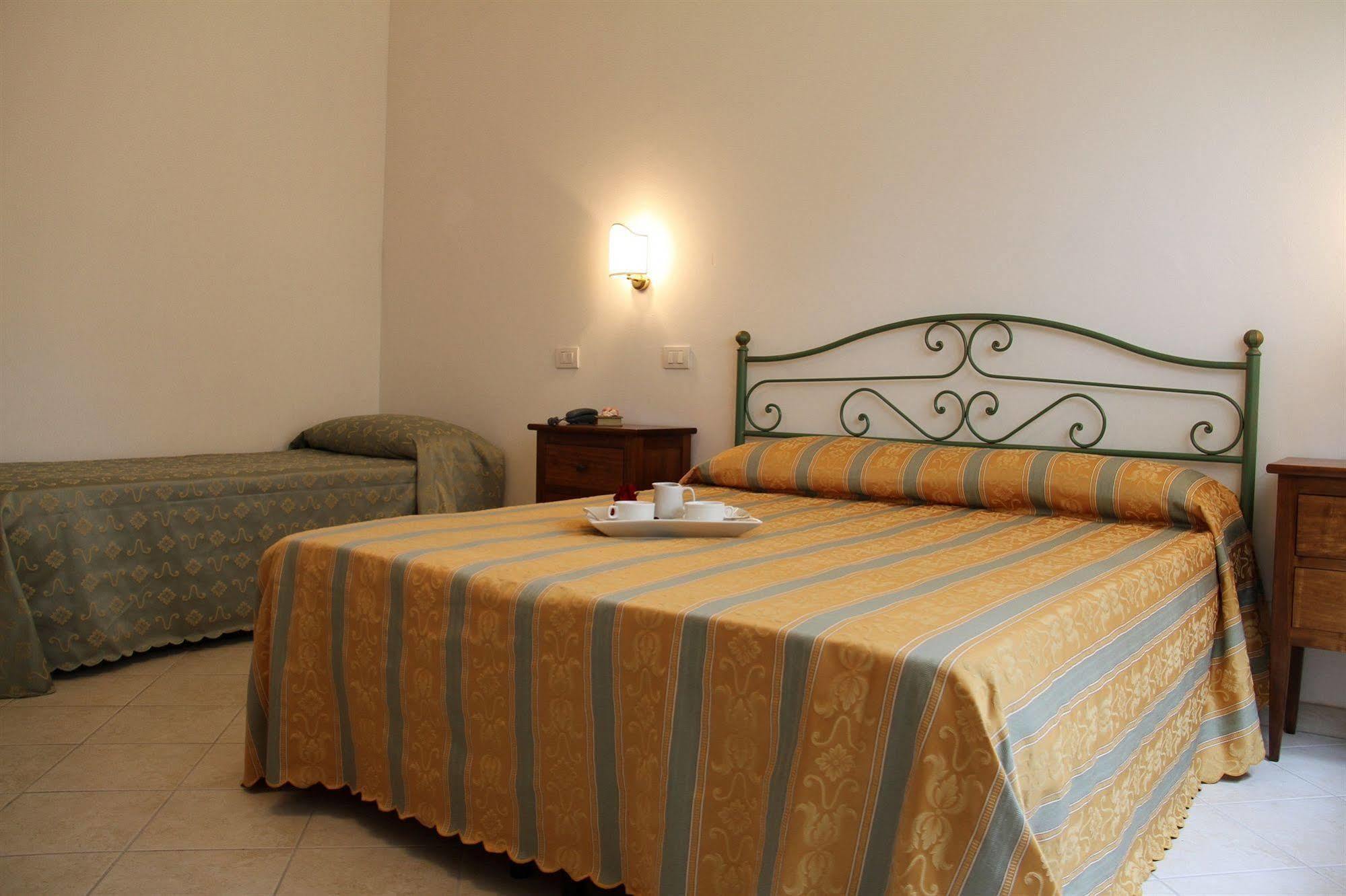 Hotel I Platani سيينا المظهر الخارجي الصورة