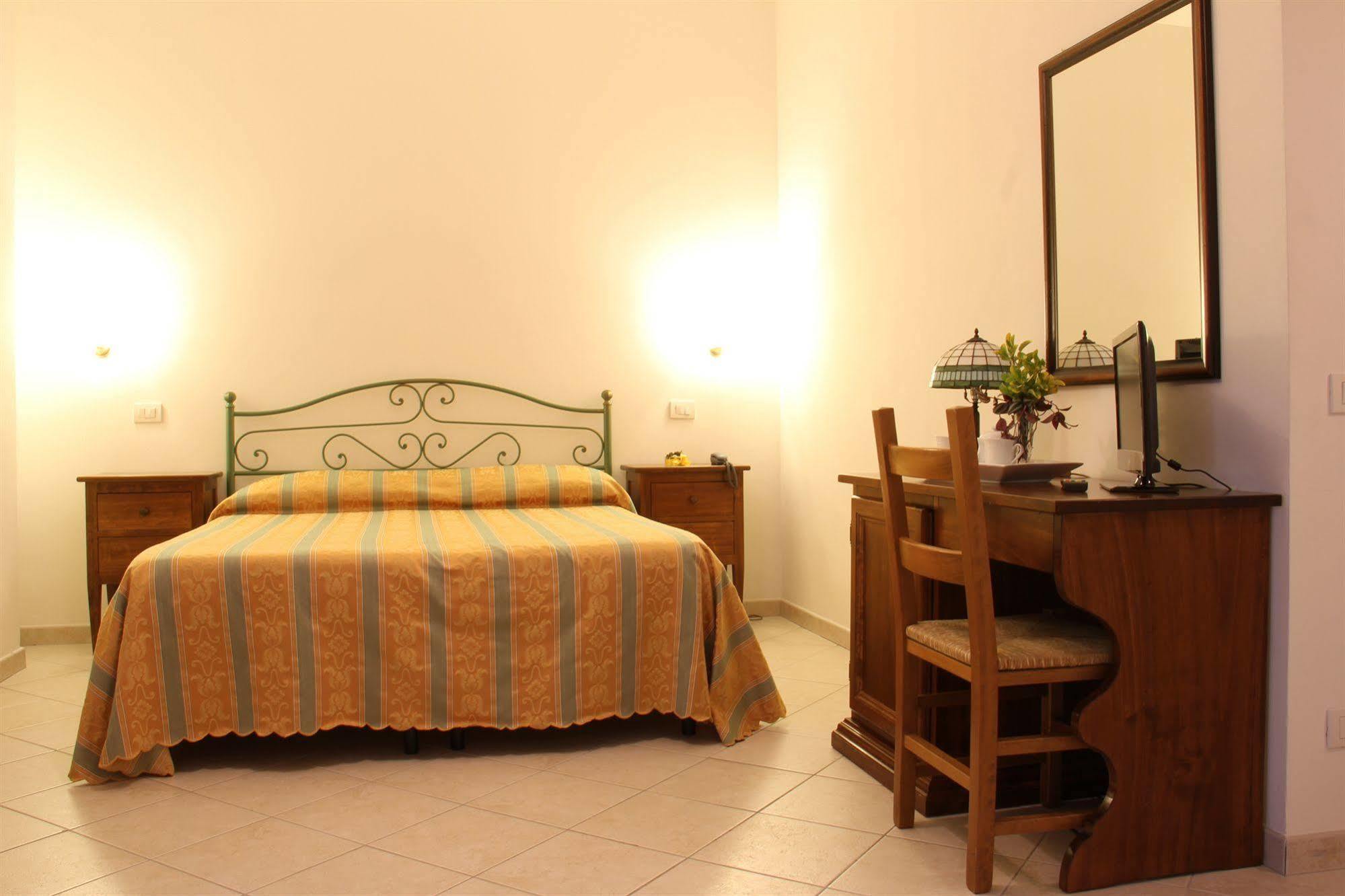 Hotel I Platani سيينا المظهر الخارجي الصورة